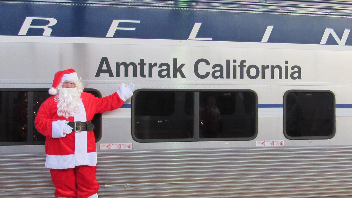 Amtrak Pacific Surfliner Implements Temporary Adjustments for the Christmas Holiday Travel Period - Vimarsana News