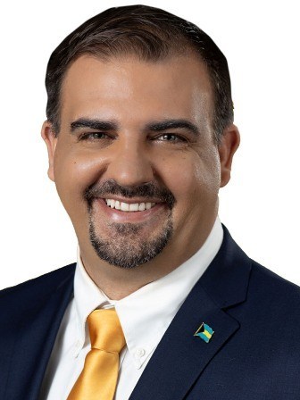 Minister Clay Sweeting