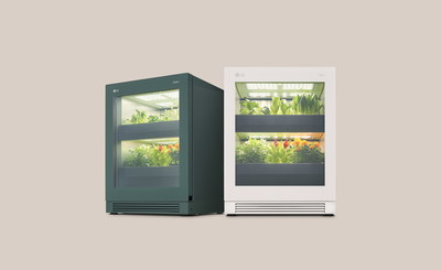 LG's indoor gardening appliance the LG tiiun (CNW Group/LG Electronics Canada)