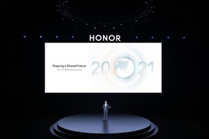 HONOR se réunit avec ses amis pour célébrer son parcours extraordinaire de 2021