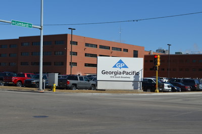 Green Bay Broadway Facility