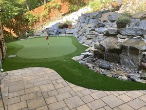 Versatile Artificial Grass Creates a Multifunctional Backyard Landscape