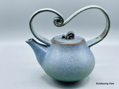 Eunkyung Han Teapot