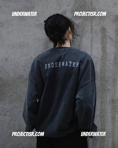 Model in UNDERWATER® Sweatshirt