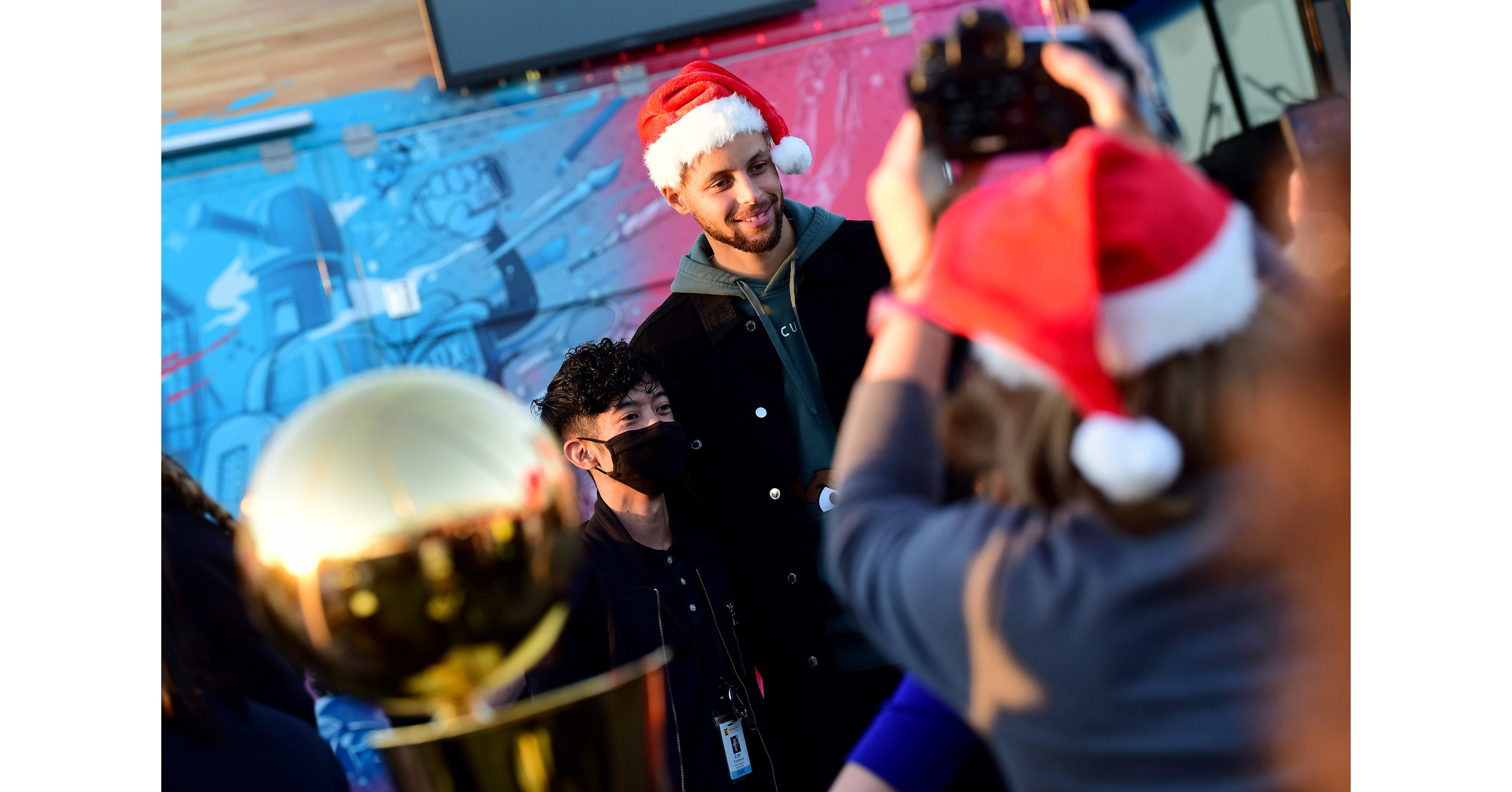 Steph & Ayesha Curry's Kids Help Hand Out Food & Gifts During Eat Learn  Play's Christmas Drive: Photo 4510608, Ayesha Curry, Stephen Curry Photos