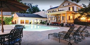 Stoneweg US Acquires Two Louisville Multifamily Communities for $230 Million, Adding 1,246 Units to Its Growing Portfolio