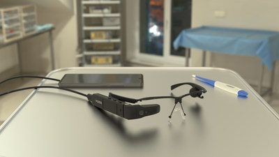 Vuzix M400-C Smart Glasses connected to a smartphone