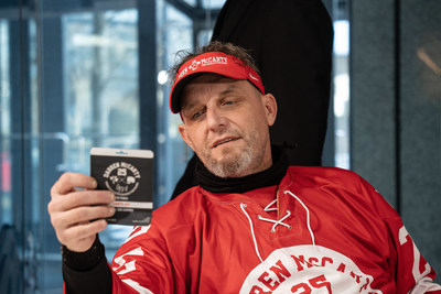 Darren McCarty Will be Signing Pre-Rolled Joints at a MI