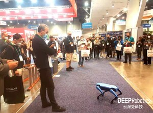 Le chien robot Jueying Lite2 de DEEP Robotics fait ses débuts au CES 2022