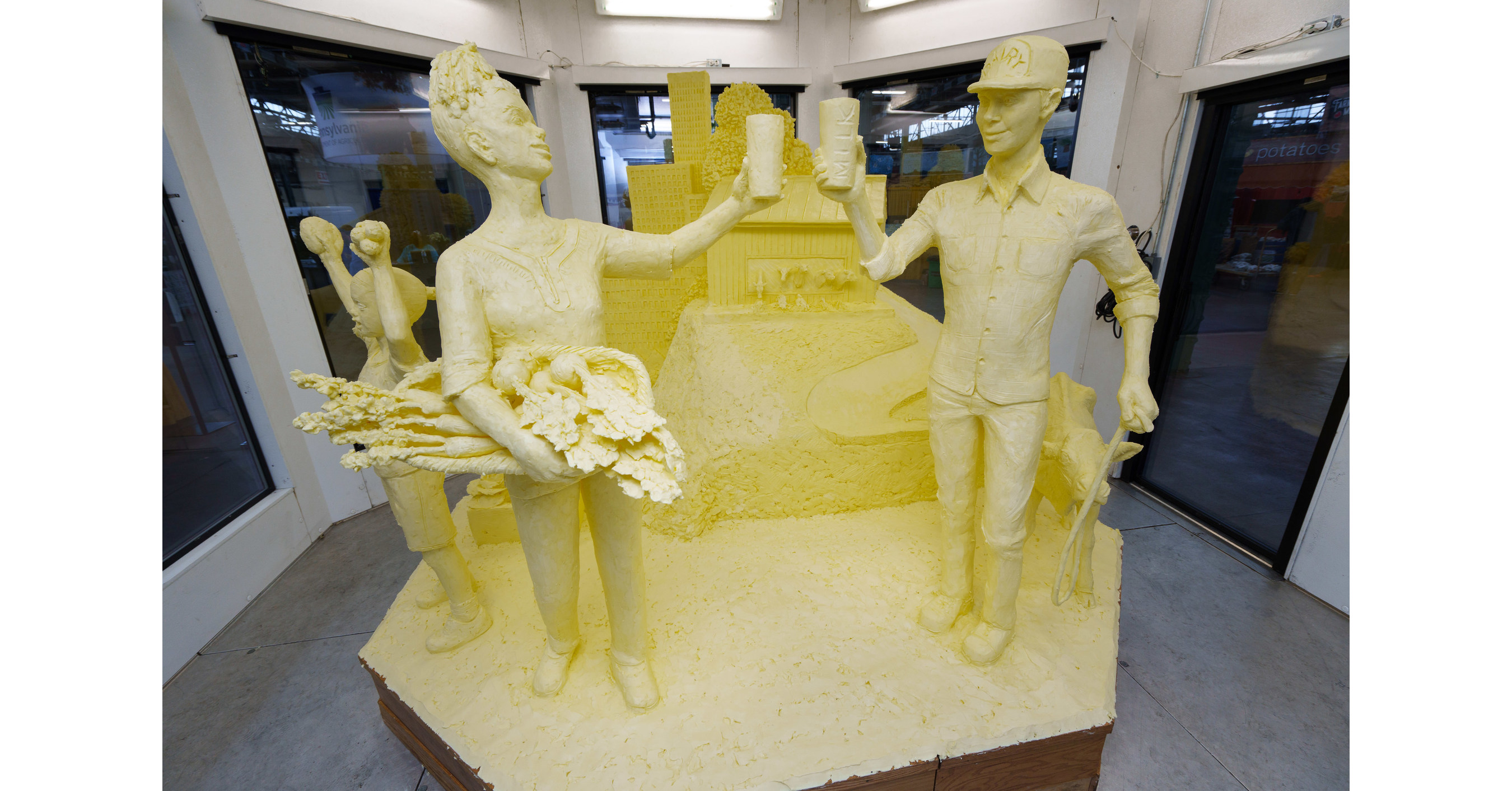 SPOILER ALERT: 2022 Fair butter sculpture revealed