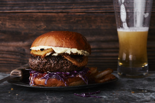 Holy Grail Steak Co. today introduces Burger Lab, a subscription service that delivers a variety of the highest quality burger patties right to your doorstep. From Wagyu and Mangalitsa pork to Santa Carota carrot-finished burgers and proprietary blends, this is the perfect way to taste your way through the world's best burgers.