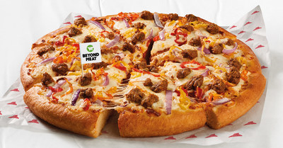 Image of Beyond Meat and Pizza Hut new menu (CNW Group/Beyond Meat and Pizza Hut Canada)