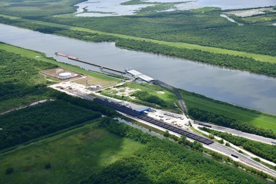 Aerial view of Gulf Gateway Terminal on the Port of New Orleans
