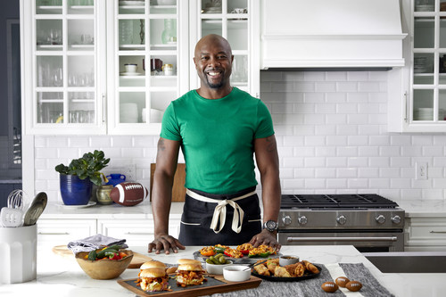 Sweet Earth Foods announces a partnership with former pro football player-turned-celebrity-chef Eddie Jackson to debut a digital Veganuary Swap Sweepstakes and new collection of meatless game day recipes.