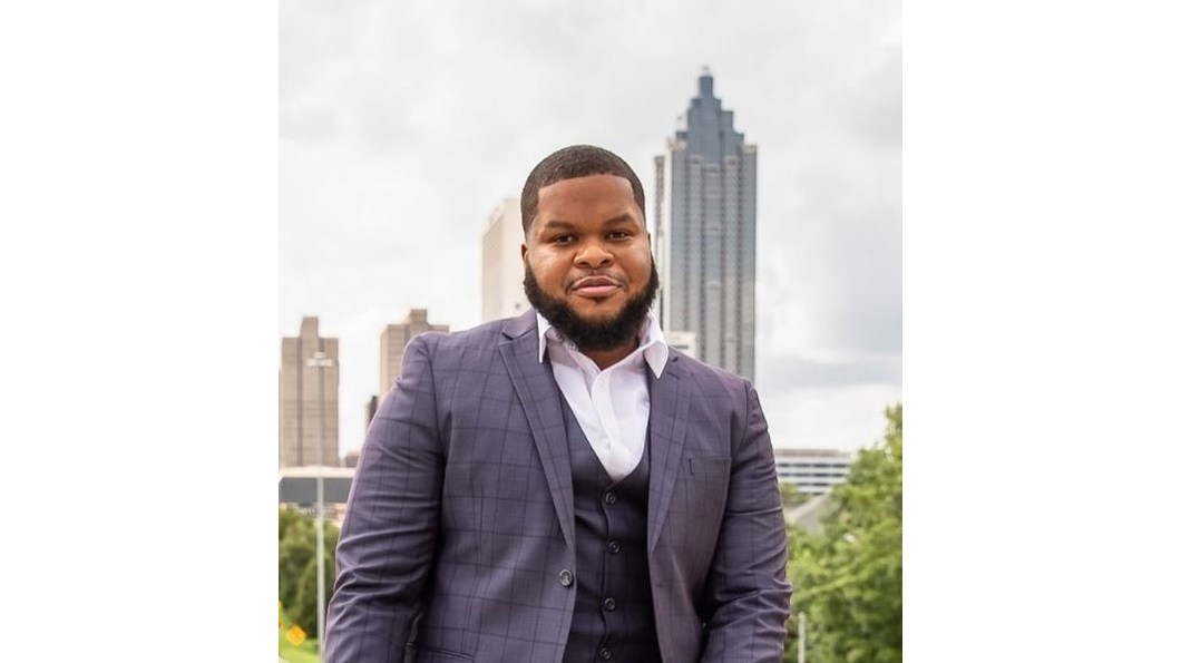 Breaking the Norm: How Jherrod Thomas Became a Millionaire Working a 9-5 Job at the Age of 32 - Vimarsana News