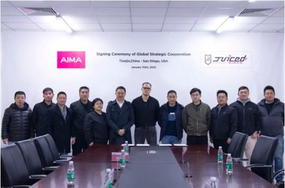 El centro de marketing de la unidad de negocios internacionales de AIMA Technology fue el lugar donde la empresa firmó un acuerdo de cooperación estratégica con Juiced Bikes en Tianjin, China, el 7 de enero, lo que constituye un paso clave en el plan de expansión global de AIMA Technology. (PRNewsfoto/AIMA TECHNOLOGY GROUP CO.,LTD.)