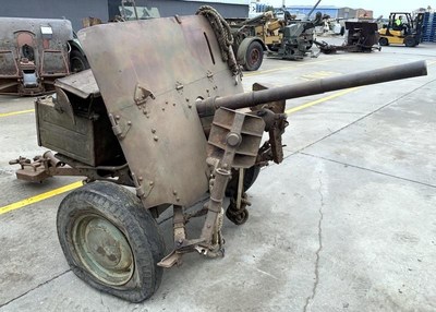 Australian 2 Pounder Anti-Tank Gun, 1942, built by General Motors Holden for auction at Lloyds Auctions in Australia