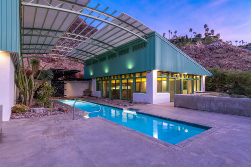 The Norton House, Palm Springs, California. Designed by Jersey Devil Design Build. Photo by Patrick Ketchum.