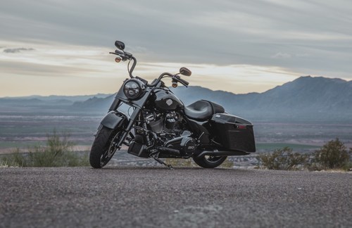 Harley-Davidson® Audio Powered by Rockford Fosgate® 2022 Road King™ Audio System