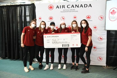 Air Canada’s flight AC2201 today from Vancouver to Beijing marks the first of three special charter flights transporting Team Canada to the Beijing 2022 Olympic and Paralympic Winter Games. (CNW Group/Air Canada)