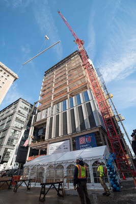 Jefferson Health and National Real Estate Development, LLC. celebrated the topping off of the Jefferson Specialty Care Pavilion at a special event recognizing the completion of vertical construction. The ceremony marks a major milestone for the $762 million facility located at 11th and Chestnut Streets in Philadelphia, PA.