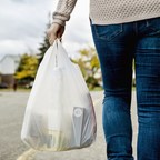 LOWE'S CANADA ELIMINATES SINGLE-USE PLASTIC SHOPPING BAGS THROUGHOUT ITS NETWORK