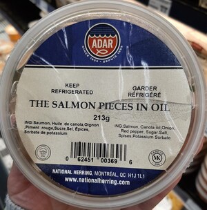 Avis de ne pas consommer des morceaux de saumon dans l'huile fabriqués par l'entreprise National Herring