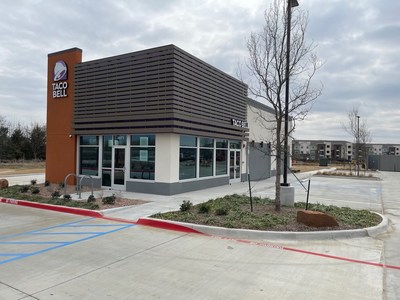 Taco Bell at 3971 N. Loop 288 Denton, TX 76208