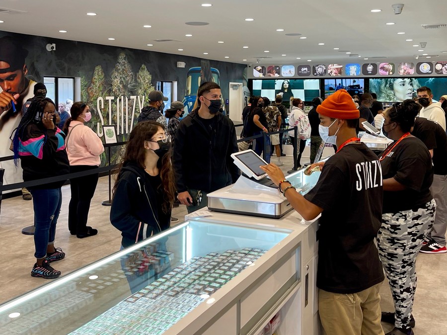 LEADING CANNABIS RETAILER SIGNS FIRST-OF-ITS-KIND GLOBAL AGREEMENT TO ORGANIZE, PROTECT AND PROVIDE BENEFITS TO ITS 1,200+ RETAIL EMPLOYEES - Vimarsana News