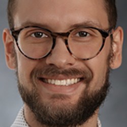 Dr. Aaron Barnard Strives to Better Treat Physical Therapy Patients Suffering from Unresolved Pain