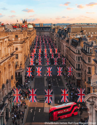 Parmi les vnements importants qui attirent l'attention du monde entier cette anne, mentionnons le jubil de platine de Sa Majest la reine. Credit: VisitBritain/James Relf Dyer/Regent Street (Groupe CNW/VisitBritain)