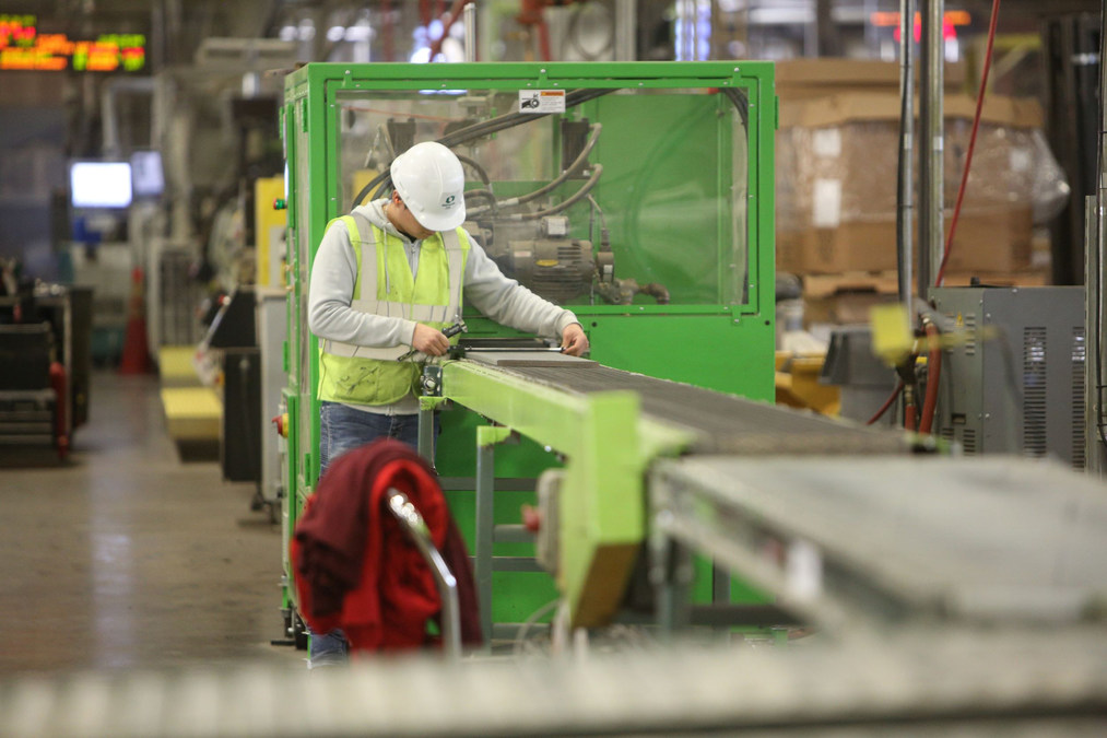 Oldcastle APG Plant Expansion Doubles Capacity for MoistureShield® Composite Decking - Vimarsana News
