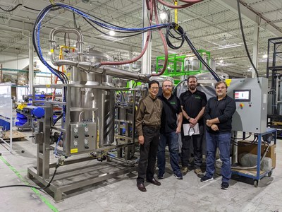 Factory acceptance testing of South America's most advanced cannabis extraction equipment. (CNW Group/CannabCo Pharmaceutical Corp. Colombia S.A.S)