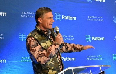 U.S. Senator Martin Heinrich speaks at the Grand Opening of Western Spirit Wind