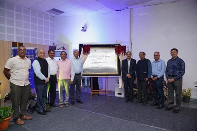 L to R: Prof Ramesh Loganathan, Professor of Practice, Co-innovations, IIITH; Ajit Rangnekar, DG, RICH; Srini Raju, GC member, IIITH; Prof P J Narayanan, Director, IIITH; Prof Raj Reddy, Chairman, GC, IIITH; Ajay Sawhney, Secretary, MeiTY, Govt of India; Dr K Srinath Reddy, President, PHFI; G V Prasad, Co-Chairman, Dr Reddy's Laboratories Ltd & Jayesh Ranjan, Principal Secretary, Telangana