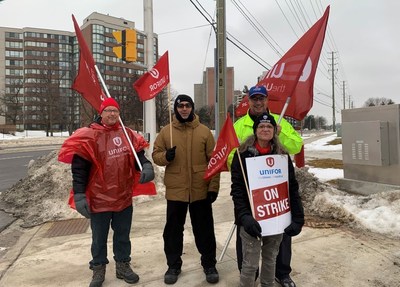 Oakville_Transit_Strike_Picket