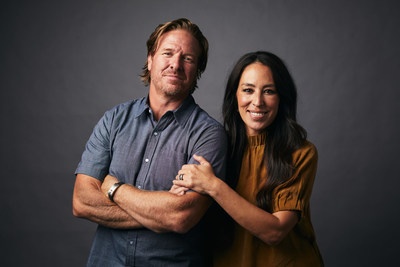 From left to right: Chip Gaines and Joanna Gaines. Photo courtesy of Magnolia Network (CNW Group/Corus Entertainment Inc.)