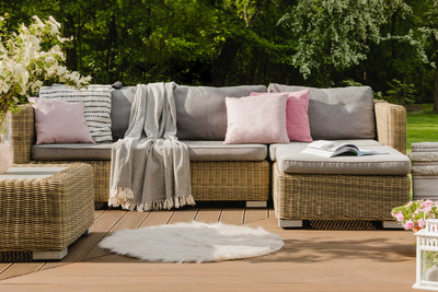 Spring officially arrives on March 20, bringing warmer weather and seasonal festivities such as St. Patrick’s Day, Easter, and Cinco de Mayo. Now is the time to start planning and prepping for the new season with five easy ways to perk up your patio. Topping the list: a customizable high-pressure misting system from aerMist.