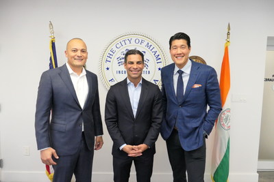 (l to r) ChenMed CIO Hernando Celada, Miami Mayor Francis Suarez and ChenMed CEO Christopher Chen, M.D.
