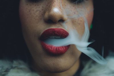 Women continue to gain market share of cannabis sales