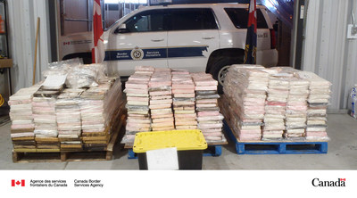 L'ASFC et la GRC effectuent une saisie massive de cocaïne et portent des accusations