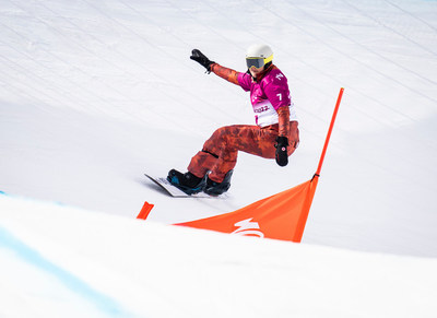 Lisa DeJong is one of four Canadian Para snowboarders competing in the snowboard cross finals on Monday at the Beijing 2022 Paralympic Winter Games. PHOTO: Canadian Paralympic Committee (CNW Group/Canadian Paralympic Committee (Sponsorships))