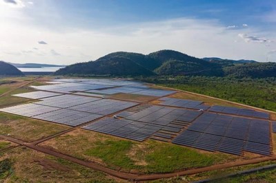 Bui, usina fotovoltaica em escala de utilidade em Gana (PRNewsfoto/Huawei)