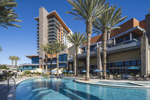 Retreat Pool &amp; Cabanas Opens for 2022 Pool Season on March 25