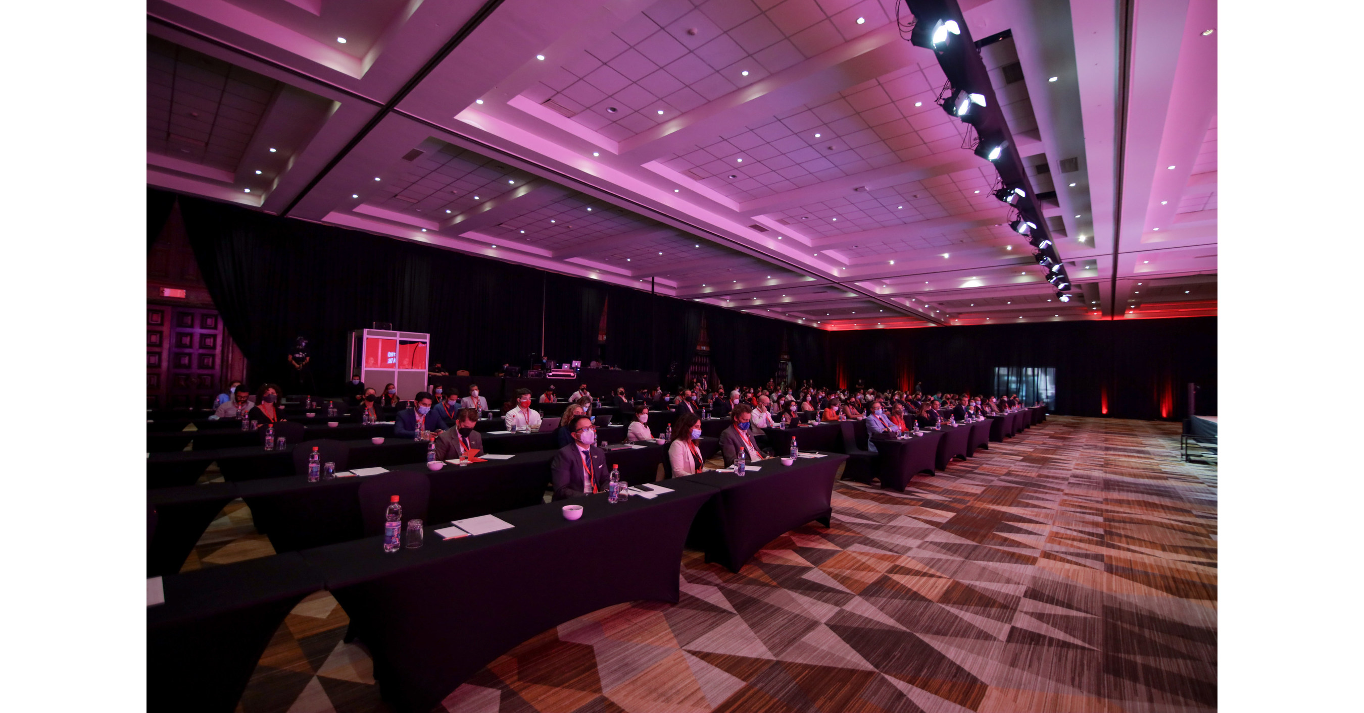 Posicionamiento digital, campa&ntilde;a y datos, y stakeholder engagement: marcas pa&iacute;s definen en Chile los temas clave para el foro 2022