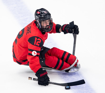 Greg Westlake et l'quipe Canada affronte les tats-Unis pour la mdaille d'or de parahockey sur glace. PHOTO: Comit paralympique canadien (Groupe CNW/Canadian Paralympic Committee (Sponsorships))