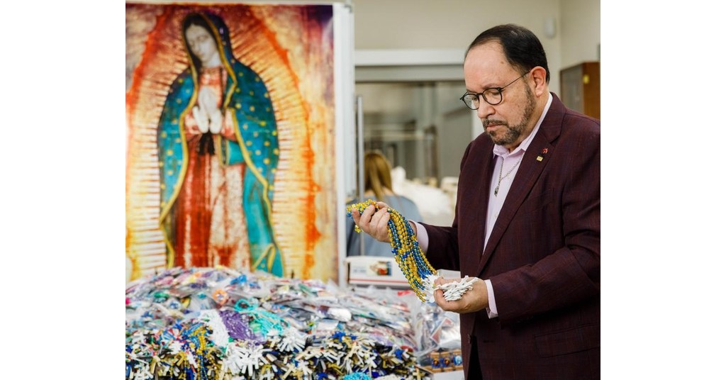 FROM GOYA BEANS TO ROSARY BEADS GOYA CEO BOB UNANUE HEADS TO POLAND