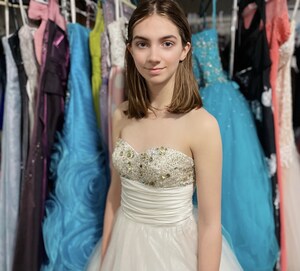 Sisterhood Of The Traveling Dress - Model MIEmmaB Loans Out High-Fashion Dresses To Help Teens Feel Their Best On Prom Night