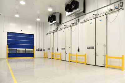 Les installations rénovées comprennent quelque 2 800 m² de zones à température contrôlée et une plus grande chambre froide, totalement adaptées aux exigences liées aux envois qui doivent respecter la chaîne du froid, comme les produits pharmaceutiques, les denr (Groupe CNW/Air Canada)