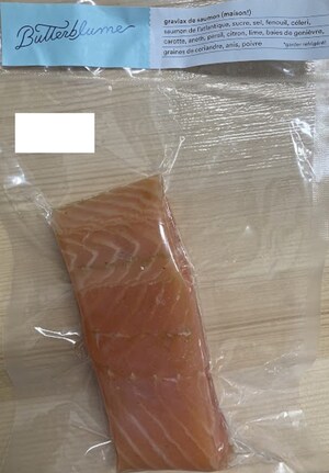 Informations nécessaires à la consommation sécuritaire de gravlax de saumon maison vendu par l'entreprise Épicerie Le Butterblume erronées